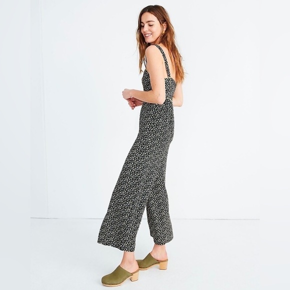 Madewell Button-Front Wide-Leg Jumpsuit in Playground Posies, Size 00 - Picture 3 of 13